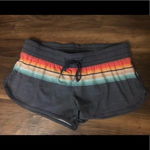 ripcurl 70s print board shorts